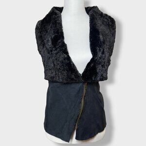 CUPIO Faux Fur Faux Suede Black Zip Front Large Collar Vest Size Medium